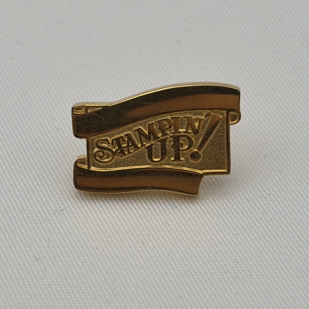Stampin' Up! Arts & Crafts Demonstrator Gold Tone Lapel Hat Pin